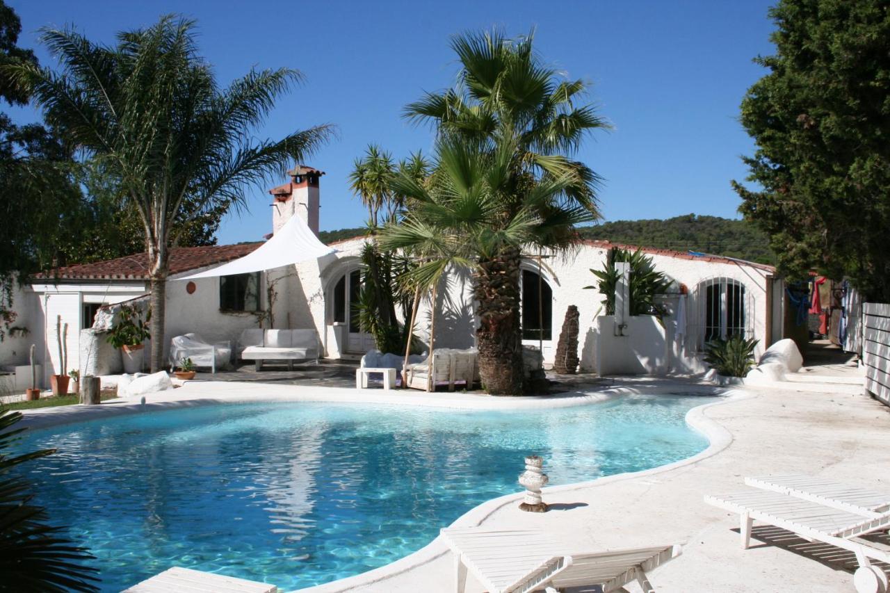 Le Rondini Bed & Breakfast Montras Luaran gambar