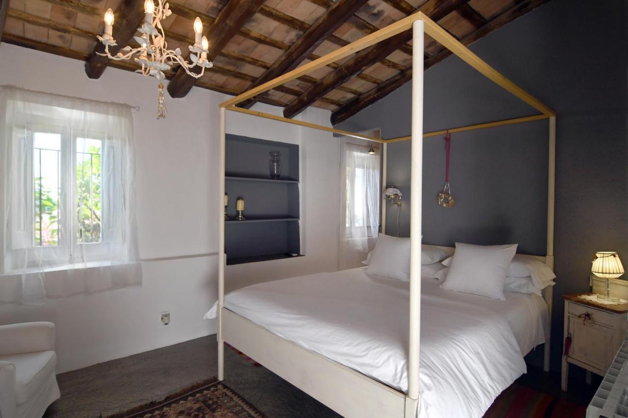 Le Rondini Bed & Breakfast Montras Luaran gambar