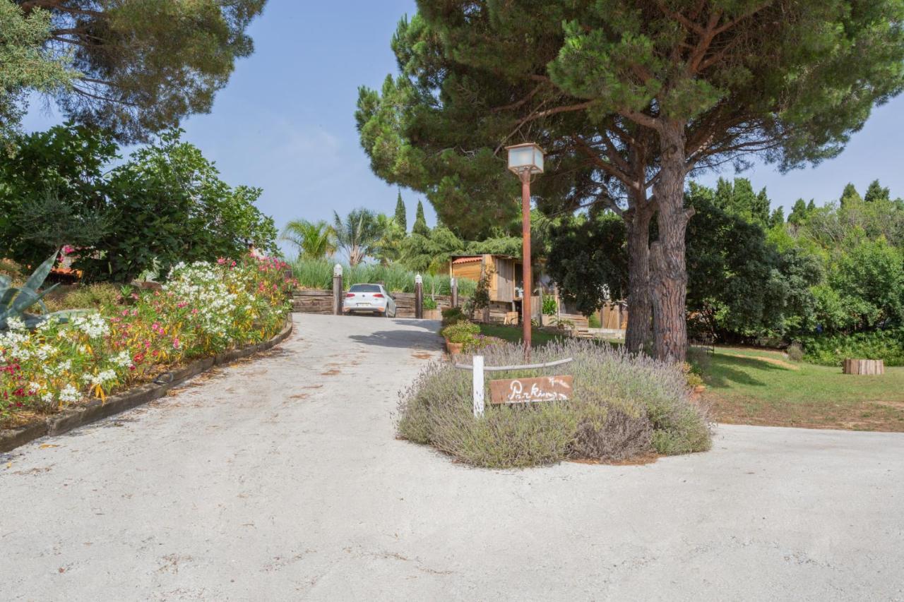 Le Rondini Bed & Breakfast Montras Luaran gambar